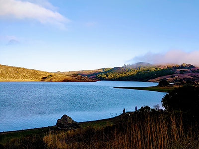 retreat lake 400x300 1